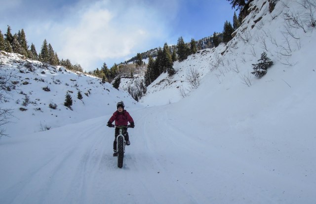 Riding up the beautiful canyon.