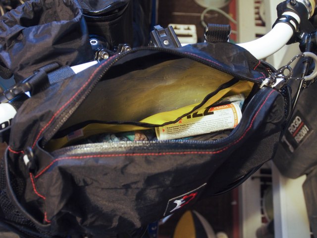 Inside of the RD large pocket. Notice the sleeve pocket at the back of the pocket.