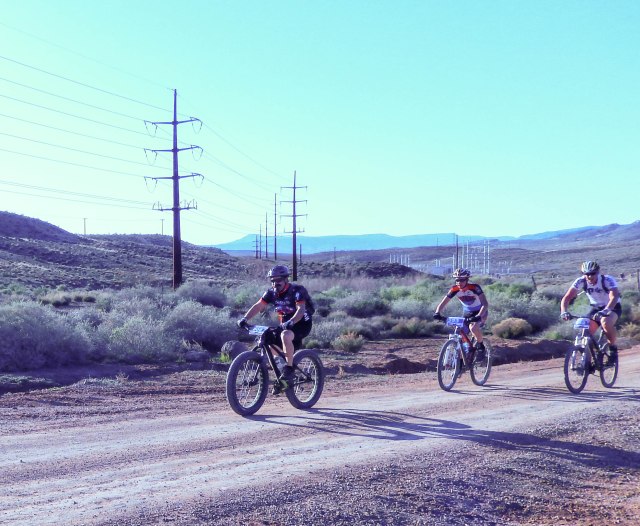 Early in the race, Bullet out front.