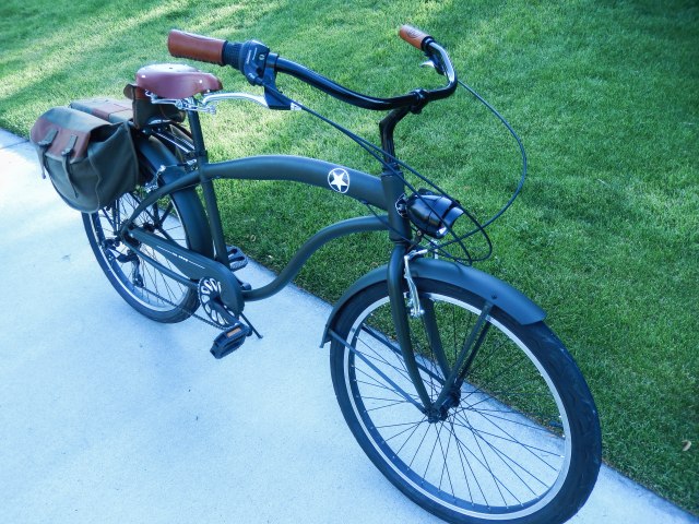 WWII-themed beach cruiser—the original fat bikes.