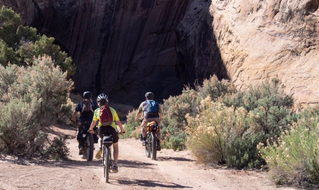 Heading into Black Dragon Wash.