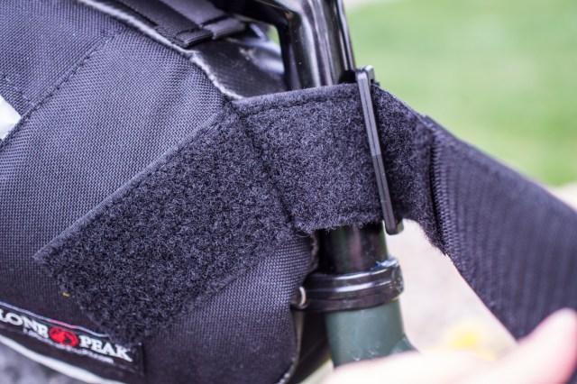 Beefy velcro strap for the seat post.